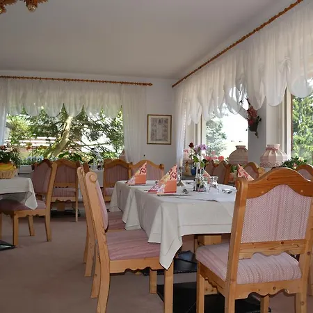 Hotel Adlerschanze 3*