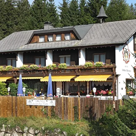 Adlerschanze Hotel 3*